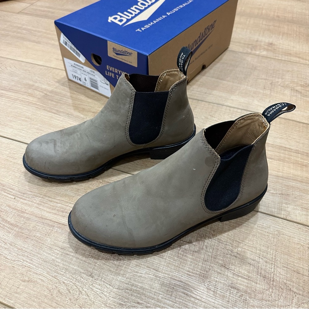 Blundstone 1974 Ankle Boot - Womens 6